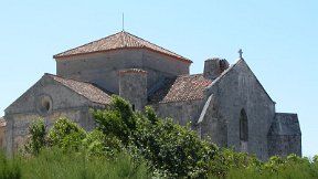 Talmont-sur-Gironde - Eglise romane Ste-Radegonde