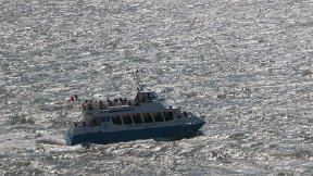 St-Georges-de-Didonne - Le "Jules Verne" (Croisières La Sirène, Royan) sur l'estuaire